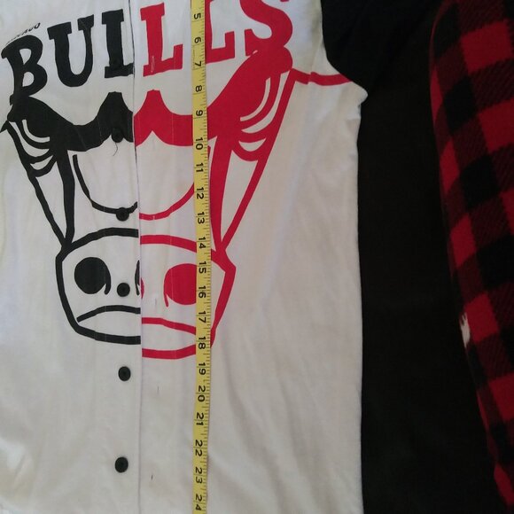 NBA Chicago Bulls Long Sleeve Hooded Drawstring Button Up Shirt Size Med - Picture 8 of 12
